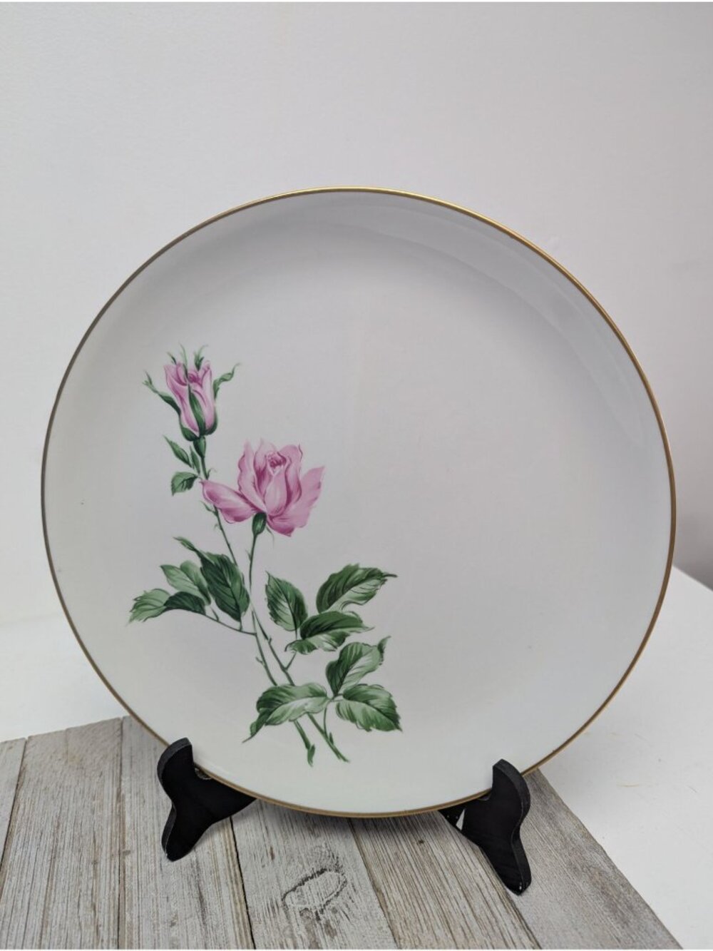 Youngsware YOU1 Embassy Fine China Gold Trim Roses Set 1 Dinner Plate 10 1/4"